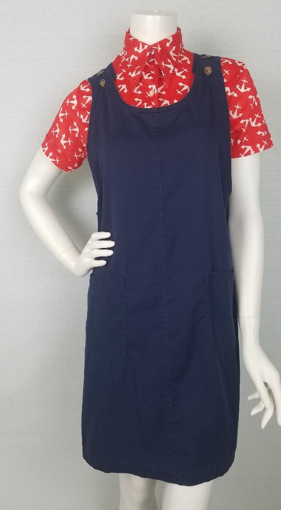 Vintage navy jumper dress.